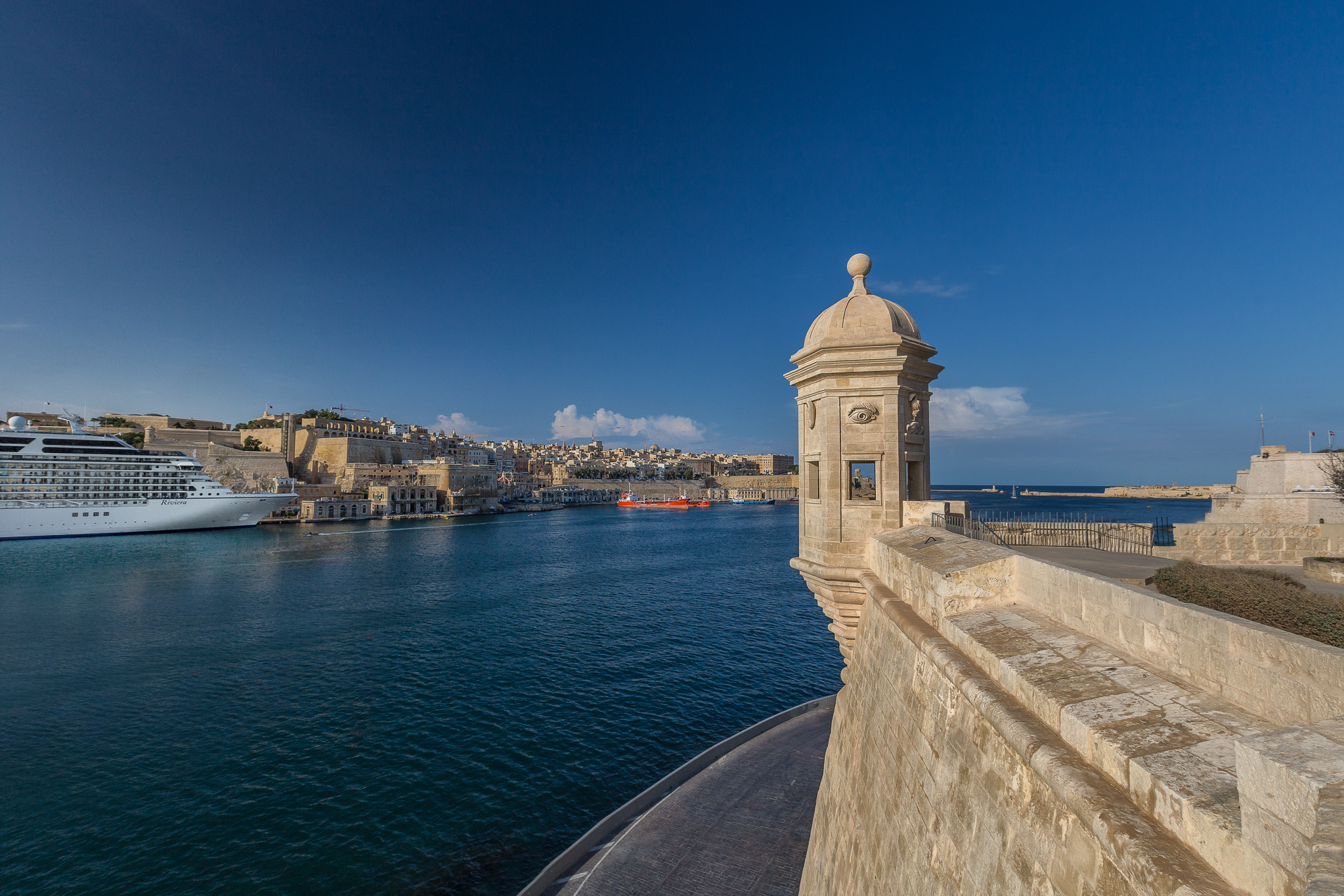Grand Harbour 2.jpg