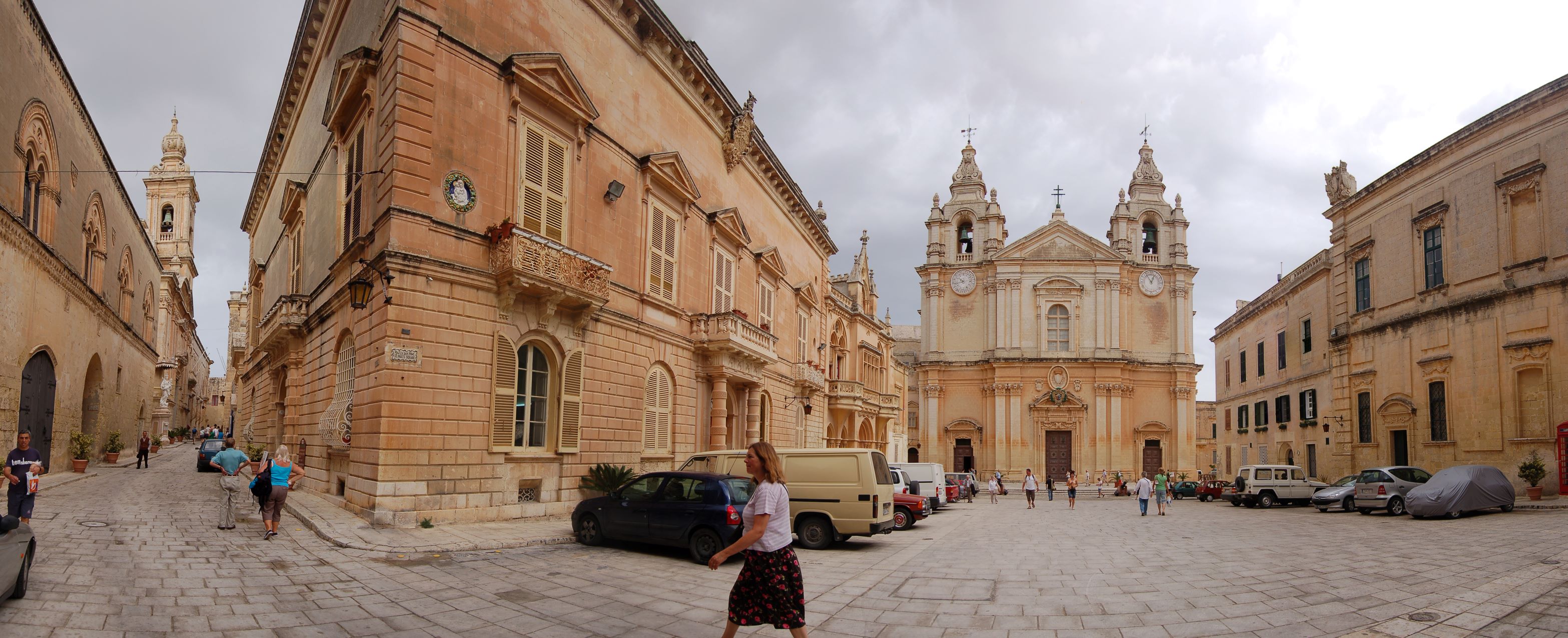 4 Street_in_Mdina_1.jpg