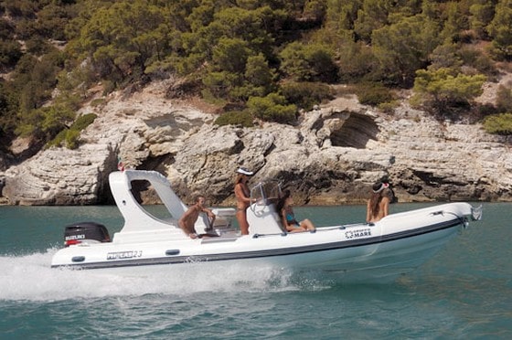 Pholas-23-Malta-Boat-Hire-Underway.jpg