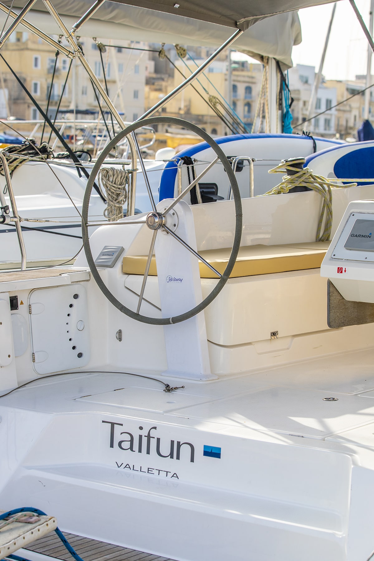Bavaria-46-Memorable-Sailing-experience-Helm.jpg